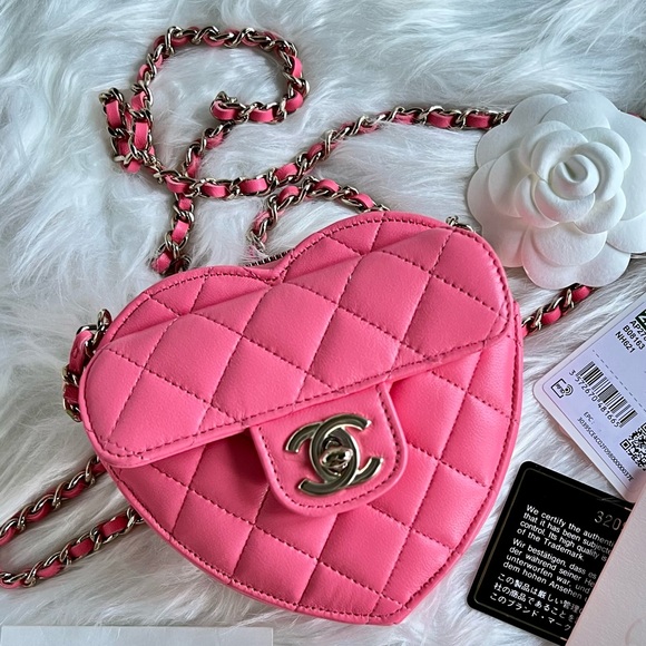 Chanel 22s SMALL Pink Heart Bag Light Gold Hardware - Picture 2 of 7